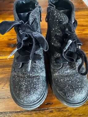 Cat & Jack Black Glitter Lace-Up Kids Boots with Ribbon Laces
